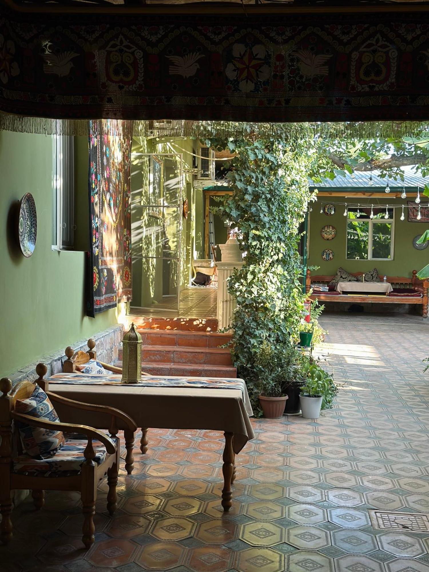 Green Yard Boutique Guesthouse Tashkent Exterior foto